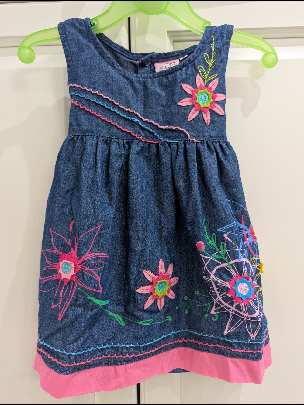 5/$35 Girls Denim Floral Embroidered Dress – Size 18–24M